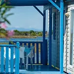 Mobile-home Avec Terrasse Pour 4, Cuisine équipée - Api-1-52-1085 Camping *