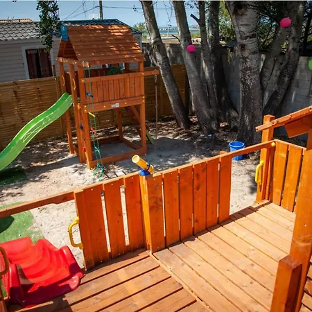 Mobile-home Avec Terrasse Pour 4, Cuisine Equipee - Api-1-52-1085 Marseillan (Herault)